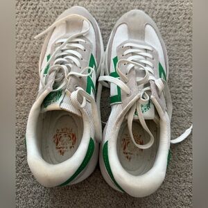 Le Tigre Baxter White and Green Sneakers - Women’s Size 10